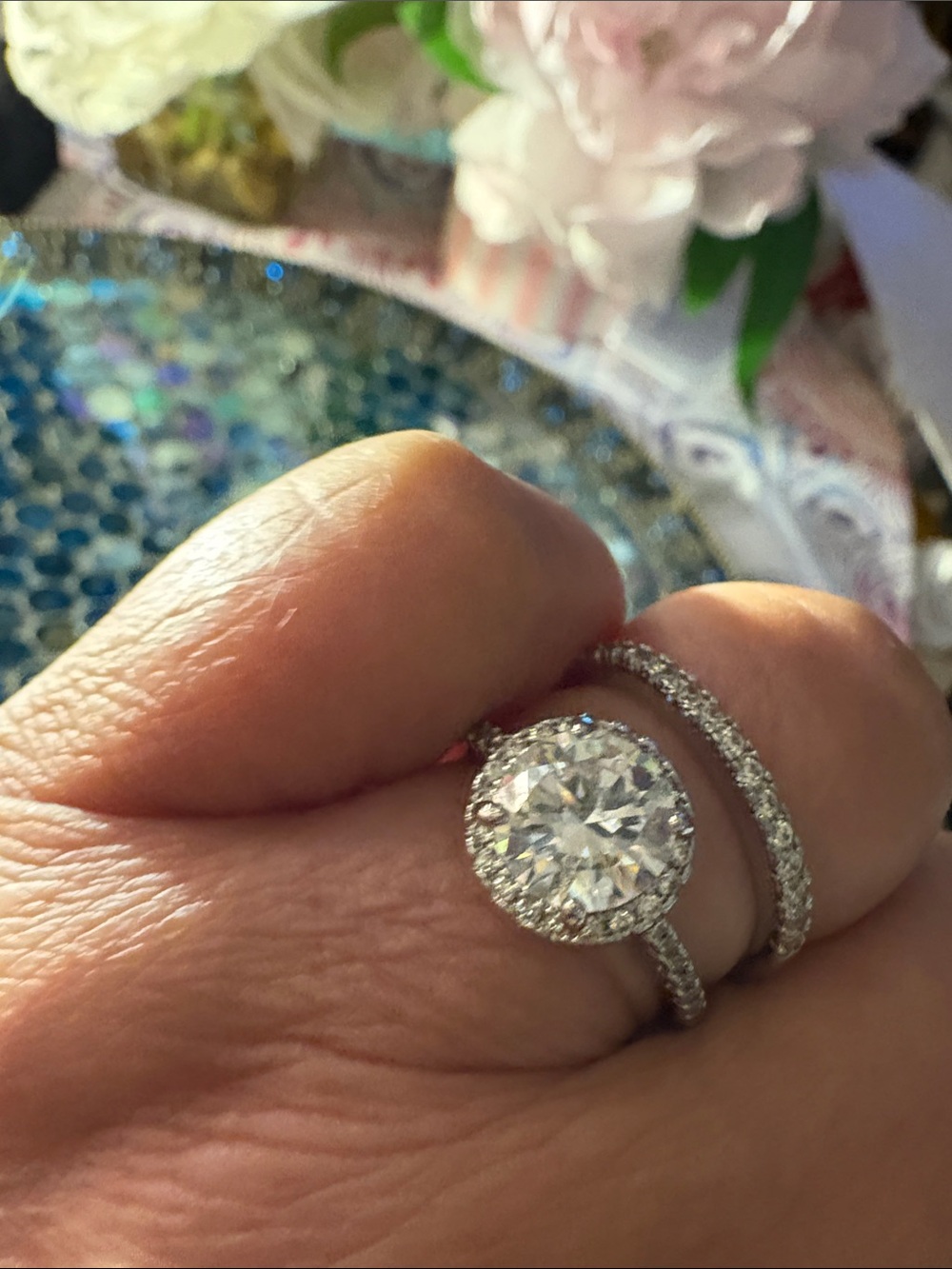 Classic Halo Round-Cut Cubic Zirconia Engagement Ring Set Rhodium. 4ct